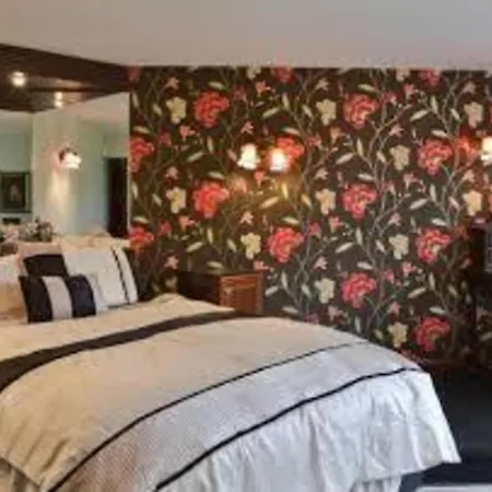 Oakwood Escape Indoor Pool Apartman